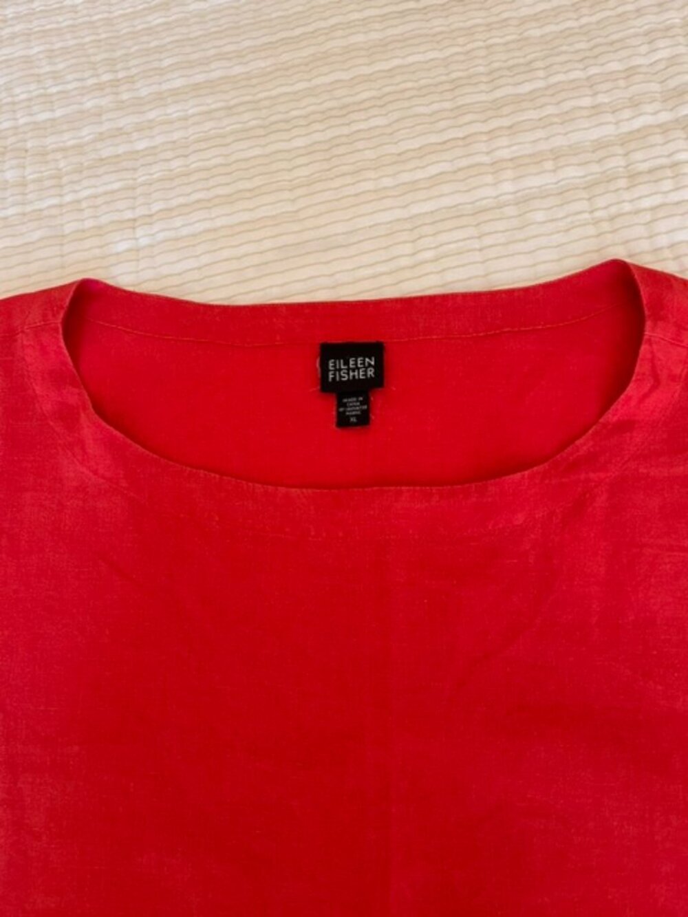 Eileen Fisher boxy top - Picture 2 of 4